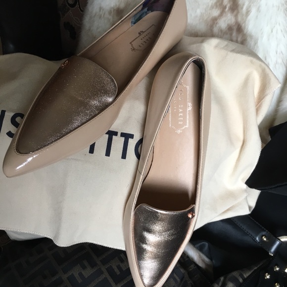 Ted Baker Shoes - DESIGNER TED BAKER EXCLUSIVES SZ10 GOLD & CREAM